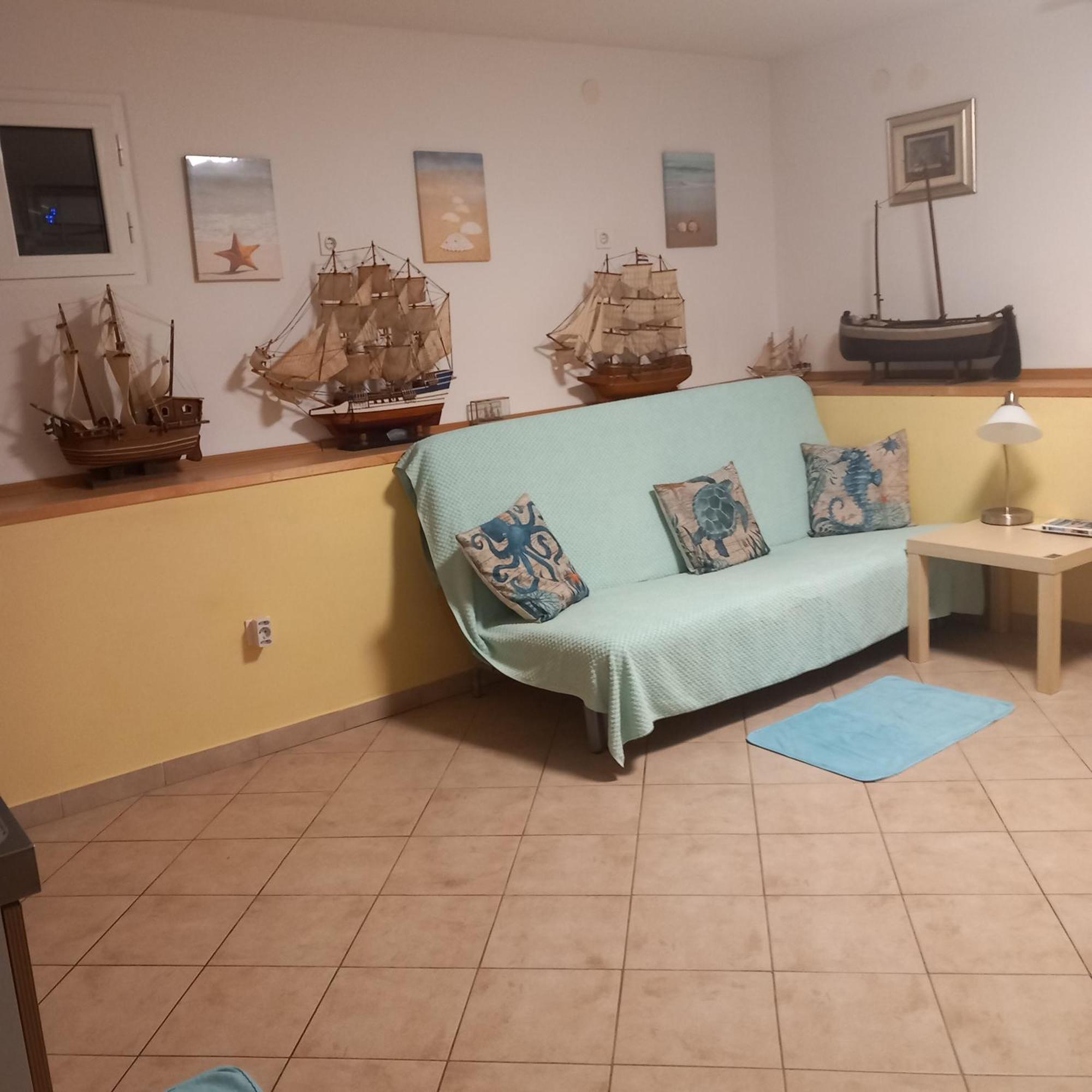 Apartmani Bozic-Omišalj Extérieur photo